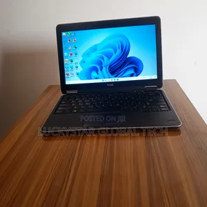 Laptop Dell Latitude E7240 8GB Intel Core i5 SSD 128GB