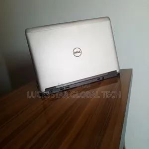 Laptop Dell Latitude E7240 8GB Intel Core i5 SSD 128GB