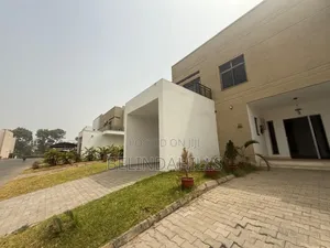 4bdrm Duplex in Maitama for sale