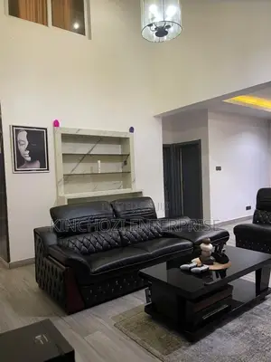 3bdrm Penthouse in Cardogan Estate for sale