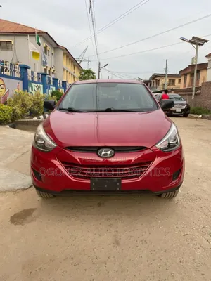 Hyundai Tucson SE AWD 2014 Red