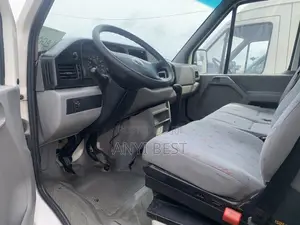 Volkswagen LT 2002 White
