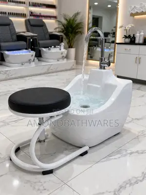 Luxury Pedicure Spa Basin With Adjustable Technician Seat
