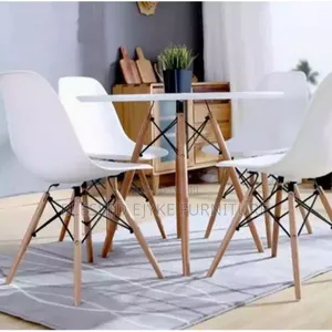 Round Dining Table With Wooden Legs 4 Plastic Dinning Chairs