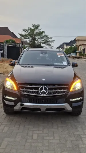 Mercedes-Benz M Class ML350 4MATIC 4dr SUV AWD (3.5L 6cyl 7A) 2015
