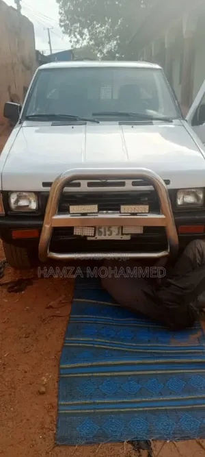 Nissan Pickup