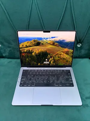 Laptop Apple MacBook Pro 2021 M1 32GB Apple M1 SSD 2T