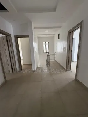 3bdrm Duplex in Lekki Phase 2 for rent