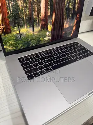 Laptop Apple MacBook Pro 2019 32GB Intel Core i9 SSD 1T