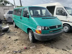 Volkswagen Transporter 2003 Green