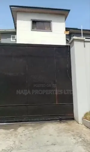 2bdrm Block of Flats in Marwa, Lekki Phase 1 for sale