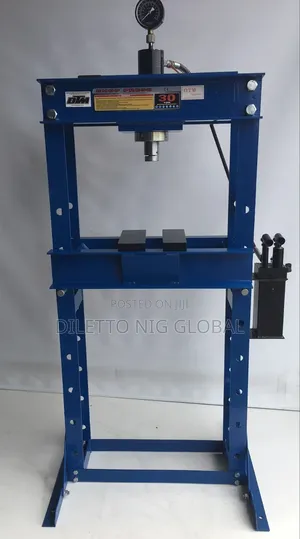 30 Ton Hydraulic Press