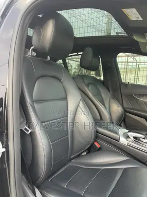 Mercedes-Benz C400 4Matic AWD Sedan (3.0L V6 7A) 2015 Black
