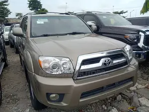 Toyota 4-Runner Limited 2008 Gold