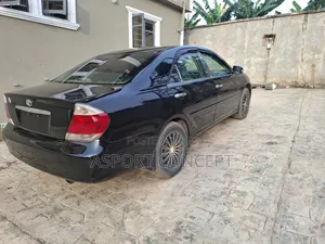 Toyota Camry LE V6 4dr Sedan (3.0L 6cyl 5A) 2005 Black