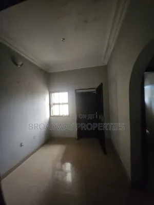 5bdrm Duplex in Omole Phase2 for rent