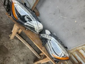 Ml350 2014 Complete Set of Headlight