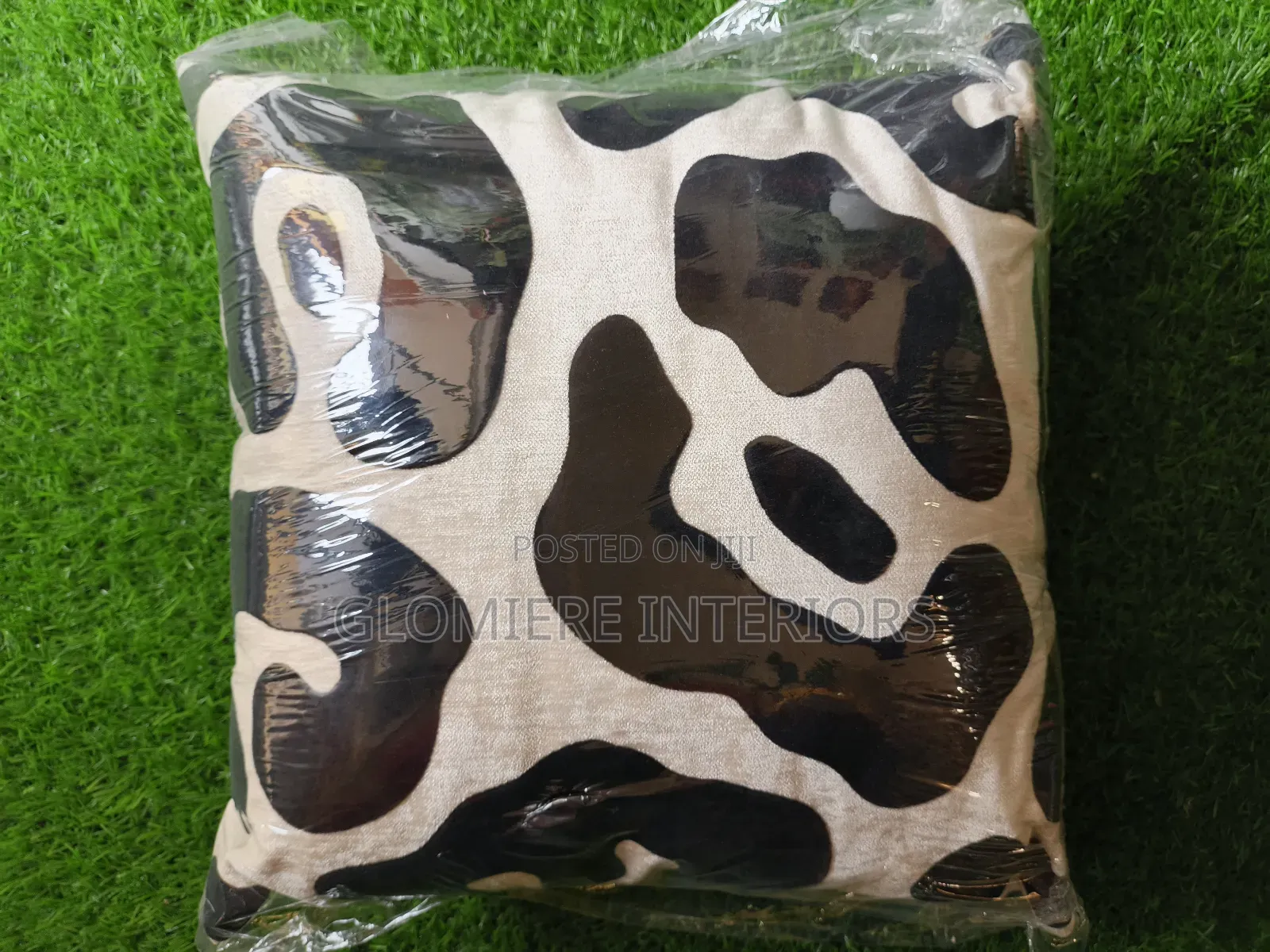 Fiber-Filled Throw Pillows