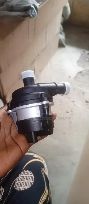 Range Rover Auxiliary Water Pump 3.0 5.0