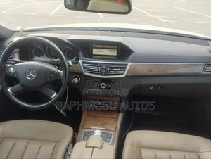 Mercedes-Benz E350 Base 4dr Sedan RWD (3.5L 6cyl 7A) 2010 White