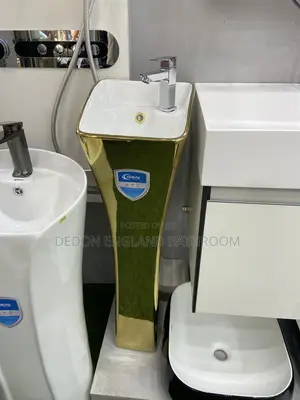 Gold Standing Wash Hand Basin