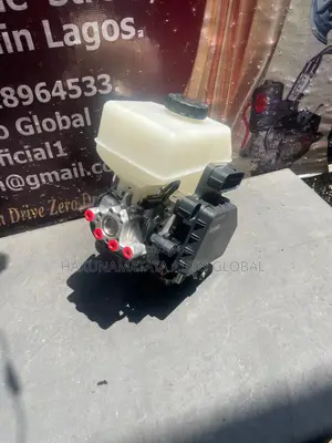Brand New Abs Pump for Toyota Land Cruiser 2015
