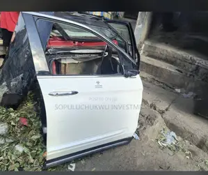 Front Right Door Honda Pilot 2022