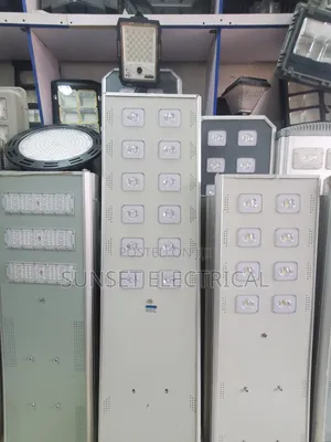 12 Eye All in One Solar Street Light