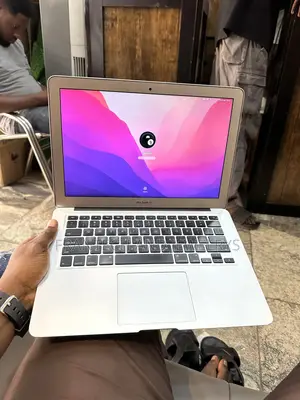 Laptop Apple MacBook 2016 4GB Intel Core i5 SSD 128GB