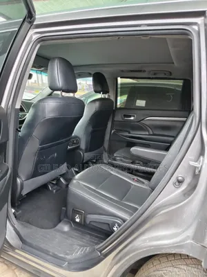 Toyota Highlander Limited Platinum 4x4 V6 (3.5L 6cyl 8A) 2017 Gray