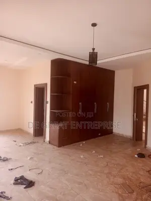 4bdrm Townhouse / Terrace in Private, Mabushi for rent