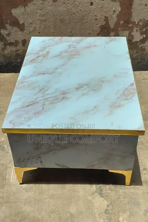 Brand New Top Quality Luxury Center Table