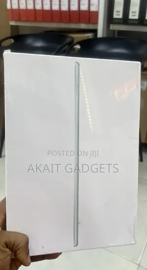New Apple iPad Air (2019) 256 GB Silver