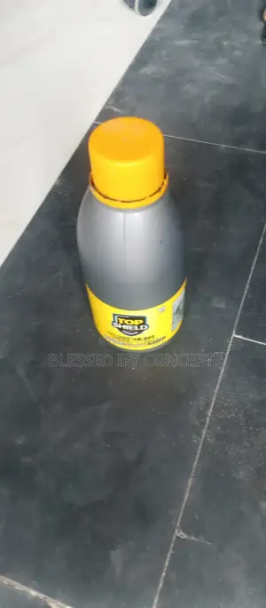 1 Liter of Top Shield Waterproof Liquid Cement