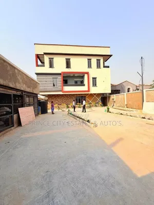 Furnished 4bdrm Duplex in Mende for sale