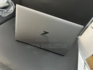 Laptop HP ZBook Firefly 14 G7 16GB Intel Core i7 SSD 256GB