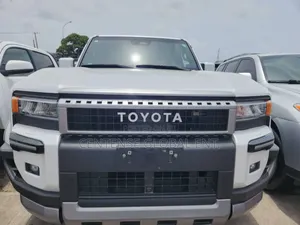 Toyota Land Cruiser Prado 2024 White