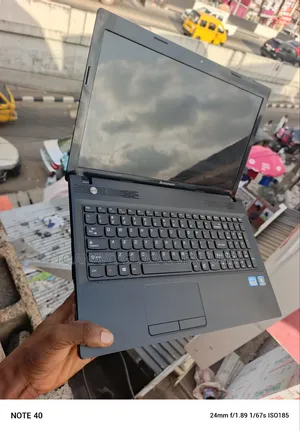 Laptop Lenovo IdeaTab N580 4GB Intel Core i3 HDD 320GB
