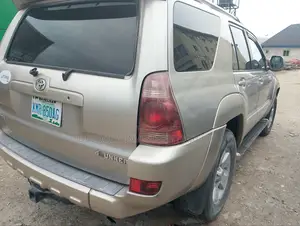 Toyota 4-Runner Limited V8 2007 Brown