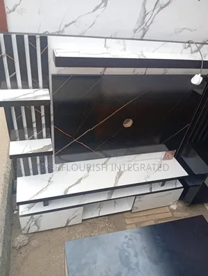 4x4ft Hanging Tv Console