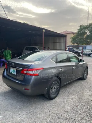 Nissan Sentra S 4dr Sedan (1.8L 4cyl CVT) 2015 Gray