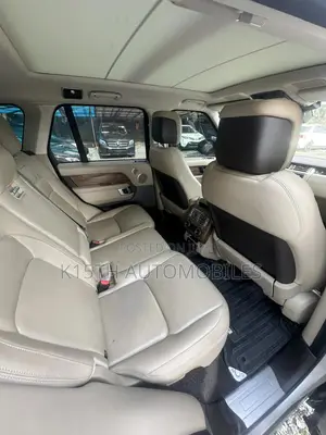 Land Rover Range Rover Vogue 2020 Gold