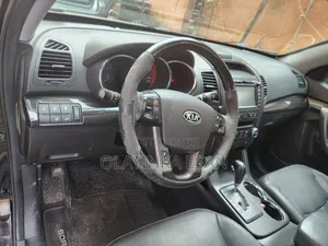 Kia Sorento SX 2012 Black