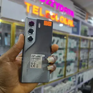 Tecno Camon 40 Pro 4G 256 GB