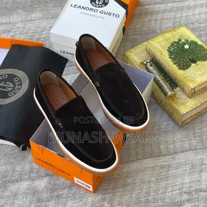 Classic Italian Loafers for Men Available in Green and Black 40-46