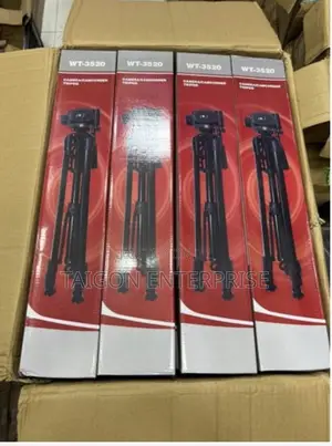 3520 Camera Camcorder Tripod Stand