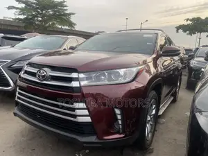 Toyota Highlander Limited Platinum 4dr SUV AWD (3.5L 6cyl 6A) 2015 Red