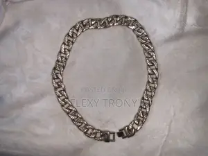 Unisex Iced Out Cuban Link Chain