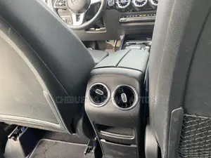 Mercedes-Benz GLA 250 2021 White