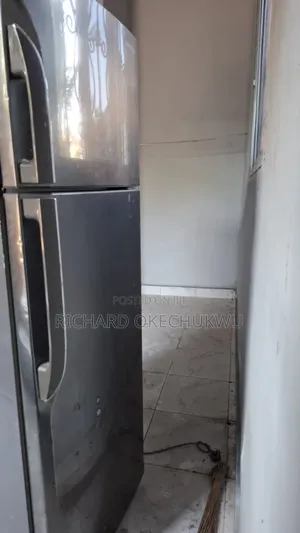 Awoof Samsung Double Door Fridge (Rt33 Series)